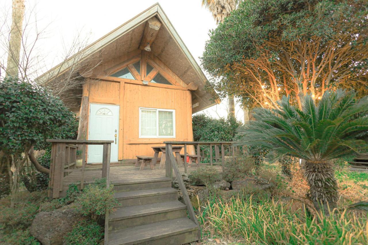 Jeju Log Village Pension 서귀포 외부 사진