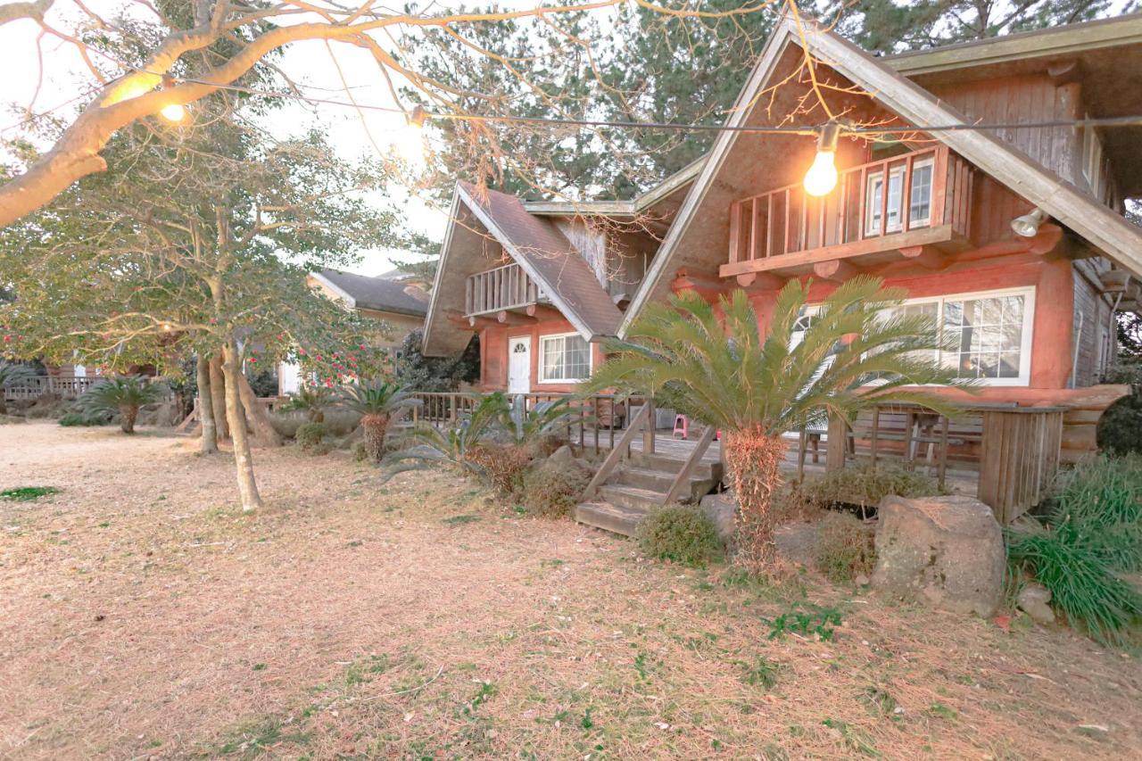 Jeju Log Village Pension 서귀포 외부 사진
